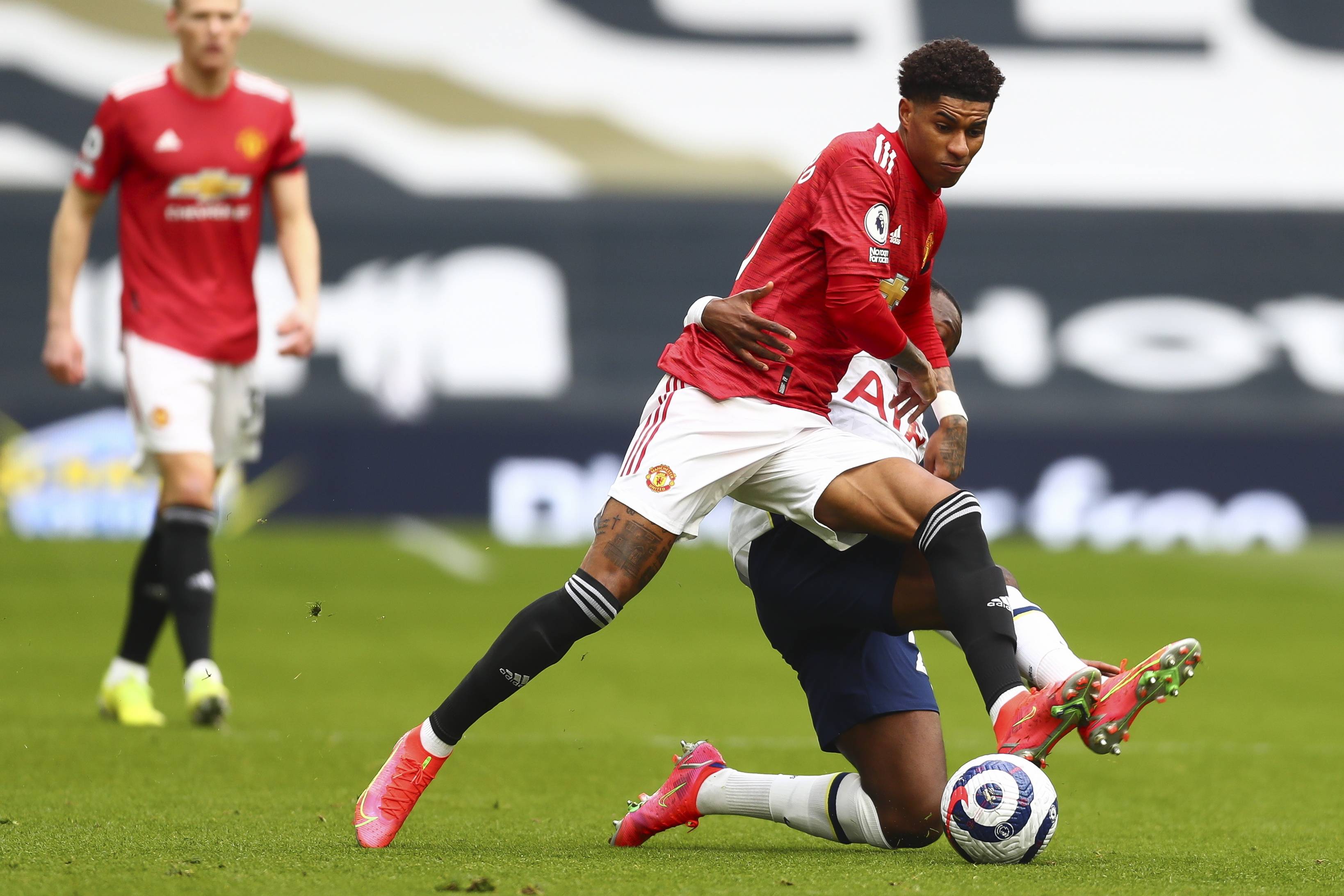 皇马的对决 皇马的对决