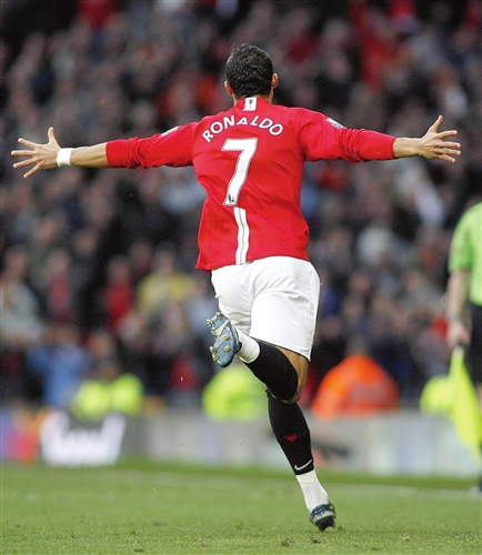 现出她在铅 现出她在铅